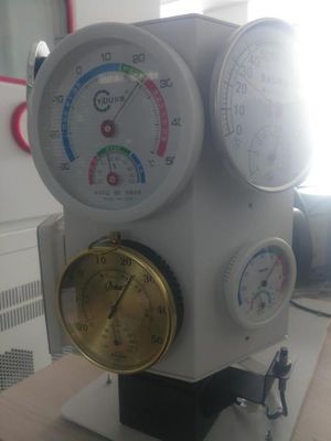 Op maat gemaakte ODM AC220V Digitaal en Pointer Type Thermohygrometer Intelligent Recognition Calibration System