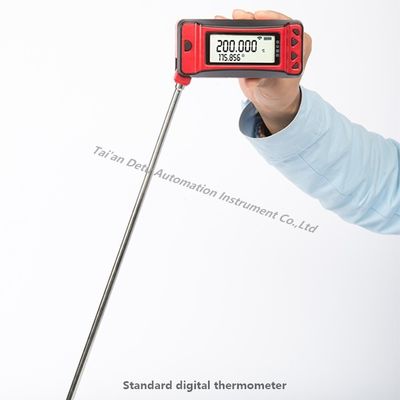 Stabiliteit ± 0,05 °C/1 jaar Digitale thermometer van het type stok 500 mm lange stam voor industrieel gebruik